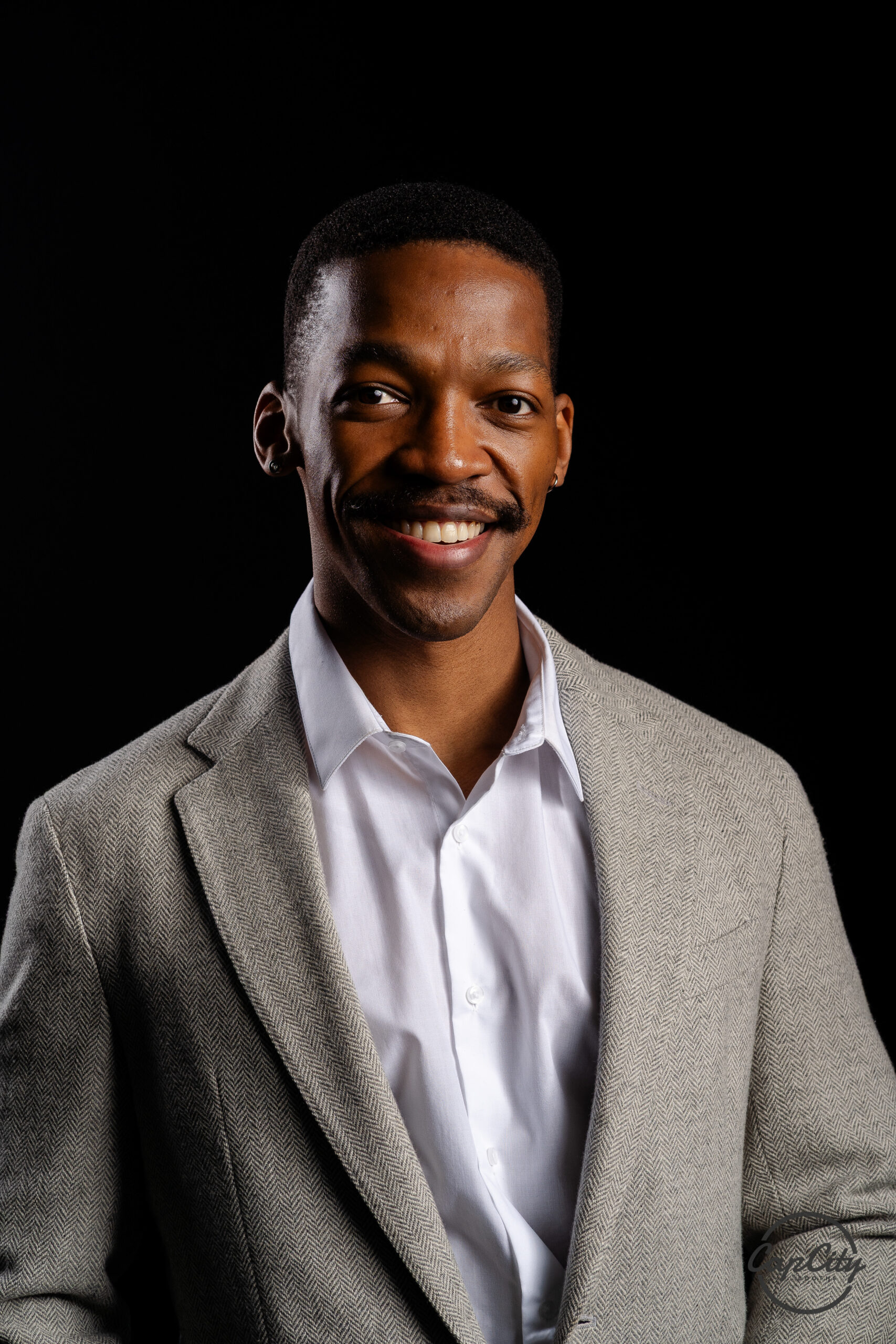 AI headshot booth portrait of a male guest at a corporate event in Washington DC